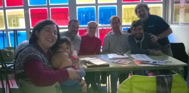 Aquí els teniu, negociant el casal d'estiu amb el Joan Ramon